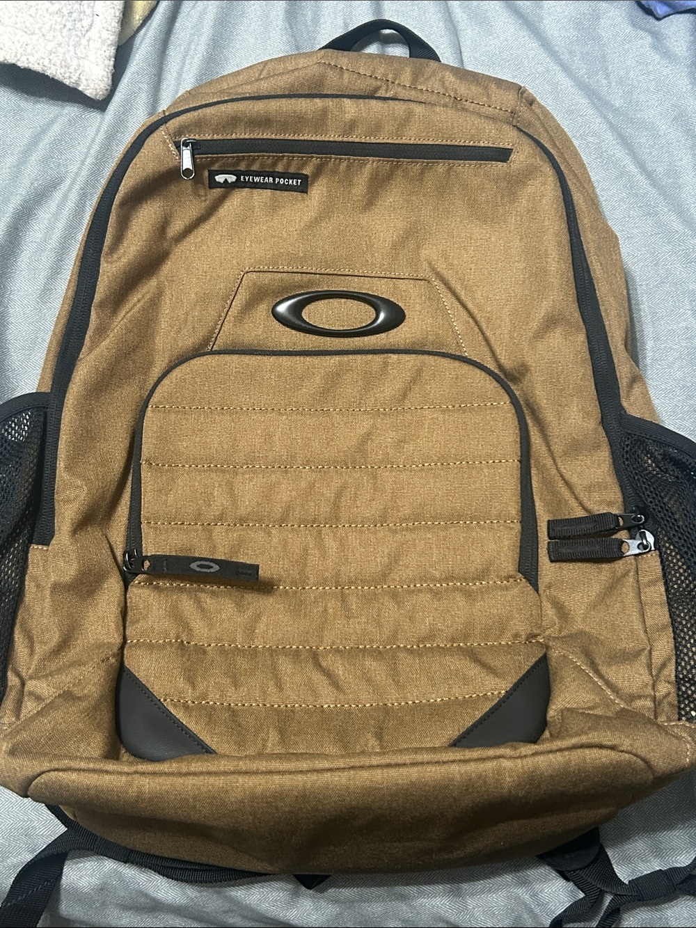 Oakley Men's Tan Backpack with Black Accents